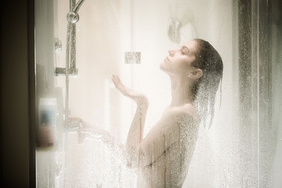 woman-showering-contact-lenses-steamy